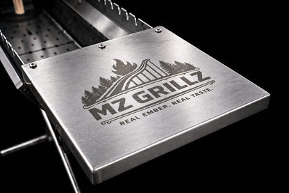 Ablageblech aus Edelstahl mit eingraviertem Mz Grillz Logo